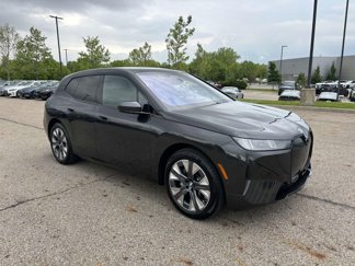 New 2026 BMW iX xDrive45 image 1