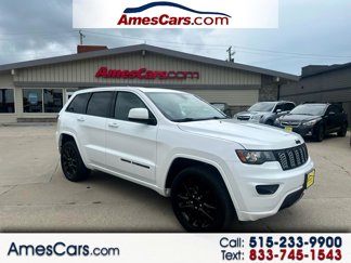 Used 2020 Jeep Grand Cherokee Altitude image 1