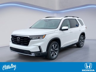 New 2025 Honda Pilot Touring image 1
