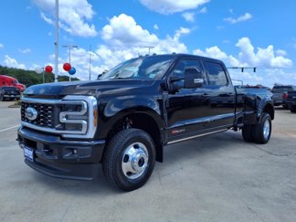 New 2025 Ford F350 4x4 Crew Cab DRW Super Duty image 1