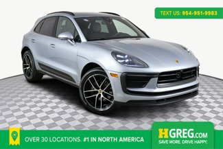Used 2023 Porsche Macan image 1