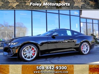 Used 2024 Ford Mustang GT Premium image 1