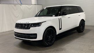New 2025 Land Rover Range Rover Long Wheelbase Autobiography image 1