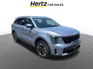 Used 2024 Kia Sorento S image 1