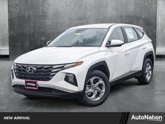 Used 2024 Hyundai Tucson SE image 1