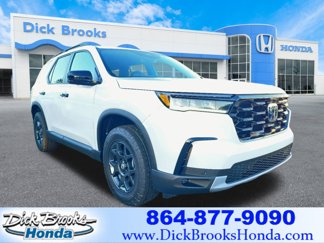 New 2025 Honda Pilot TrailSport image 1