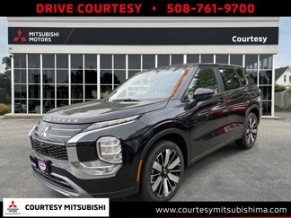New 2025 Mitsubishi Outlander SE video 1