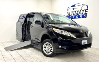 Used 2014 Toyota Sienna XLE image 1