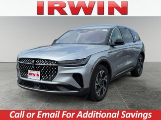 New 2025 Lincoln Nautilus Premier image 1