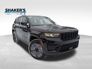 New 2025 Jeep Grand Cherokee Altitude image 1