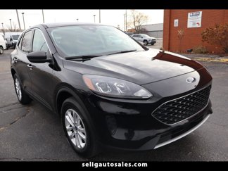 Used 2022 Ford Escape SE w/ Cold Weather Package image 1