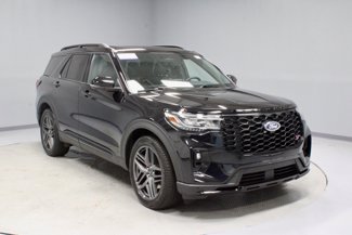 Certified 2025 Ford Explorer ST image 1