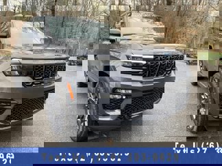 New 2024 Jeep Grand Cherokee Summit image 1
