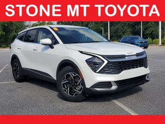 Used 2024 Kia Sportage LX image 1