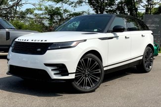 New 2026 Land Rover Range Rover Velar Dynamic SE image 1