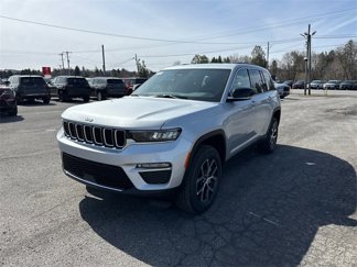 New 2025 Jeep Grand Cherokee Limited image 1