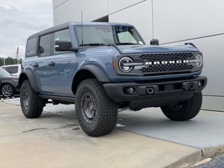 New 2025 Ford Bronco Badlands image 1