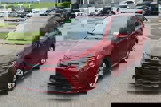 Used 2025 Toyota Corolla LE image 1