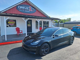 Used 2018 Tesla Model 3 Long Range image 1