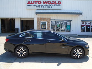 Used 2016 Chevrolet Malibu LT image 1