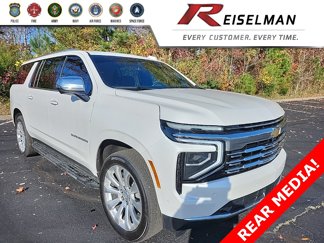 Used 2025 Chevrolet Suburban Premier image 1