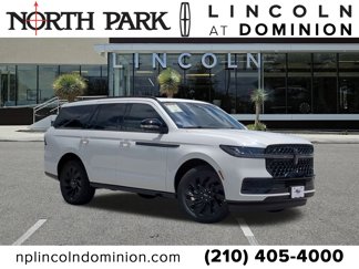 New 2025 Lincoln Navigator Reserve w/ Jet Appearance Package image 1