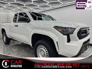 Used 2024 Toyota Tacoma SR image 1