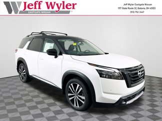 New 2025 Nissan Pathfinder Platinum image 1