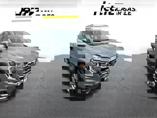 Used 2024 GMC Terrain SLT image 1