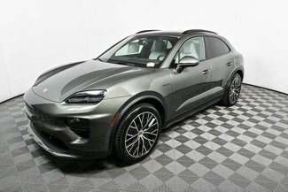 Used 2025 Porsche Macan Electric image 1