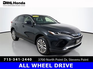 Used 2022 Toyota Venza XLE image 1
