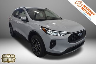 New 2025 Ford Escape SE image 1