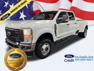 New 2025 Ford F350 4x4 Crew Cab DRW Super Duty image 1