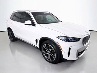 Used 2024 BMW X5 xDrive40i w/ Premium Package image 1