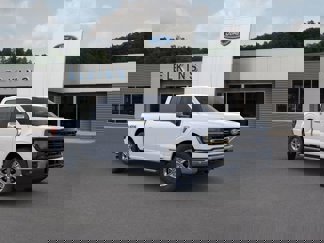 New 2025 Ford F150 XLT w/ Equipment Group 302A MID image 1