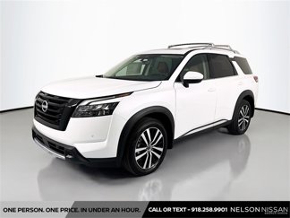 New 2025 Nissan Pathfinder Platinum image 1
