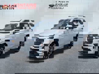 Used 2022 Chevrolet Traverse Premier w/ LPO, Floor Liner Package image 1