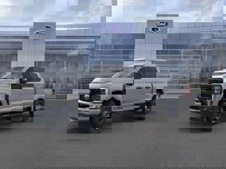 New 2025 Ford F250 4x4 Crew Cab Super Duty image 1