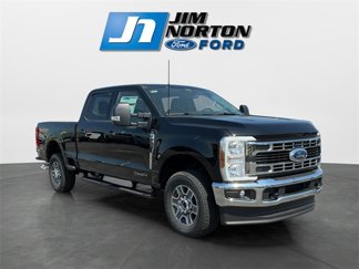 New 2025 Ford F250 XLT w/ FX4 Off-Road Package video 1