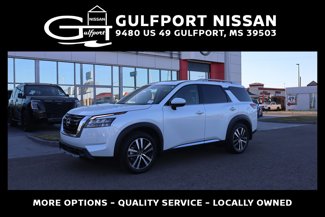 New 2025 Nissan Pathfinder Platinum image 1