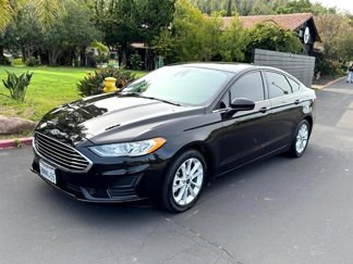 Used 2019 Ford Fusion SE image 1