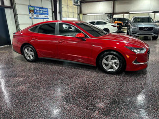 Used 2020 Hyundai Sonata SE image 1
