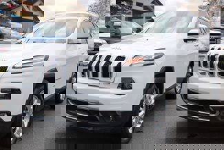 Used 2015 Jeep Cherokee Limited image 1