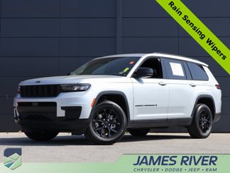 Used 2024 Jeep Grand Cherokee L Laredo image 1