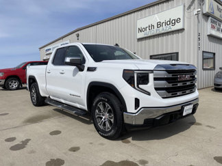 Used 2022 GMC Sierra 1500 SLE image 1