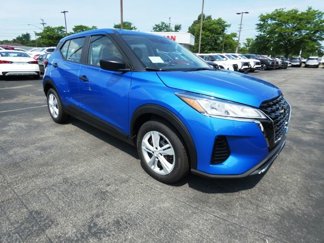 New 2025 Nissan Kicks S image 1