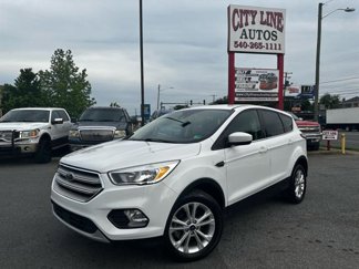 Used 2018 Ford Escape SE w/ Ford Safe & Smart Package image 1