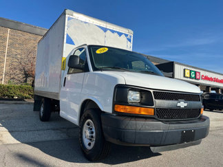 Used 2016 Chevrolet Express 3500 image 1