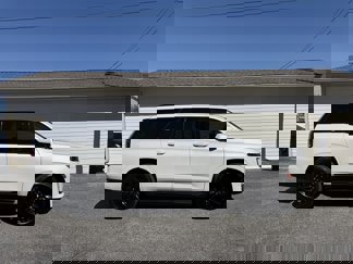 Used 2021 Cadillac Escalade Sport Platinum image 1