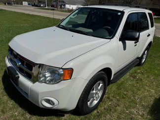 Used 2011 Ford Escape XLT w/ Cargo Pkg image 1